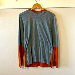 Nike Trail Long Sleeve Tee Shirt/Crew Neck - Size Small Unisex